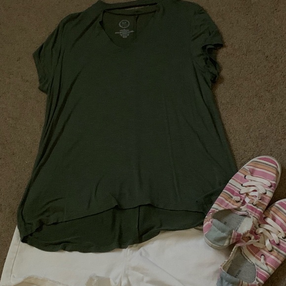 Maurice’s army green top - Picture 1 of 3